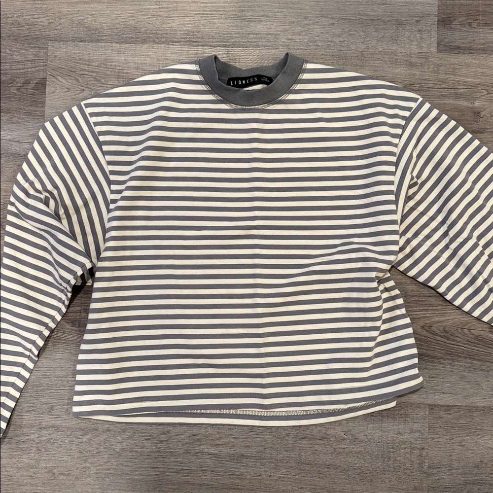 Lioness Bloom Long Sleeve